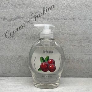 🫧 $2 Softsoap Liquid Hand Soap - Iced Berry